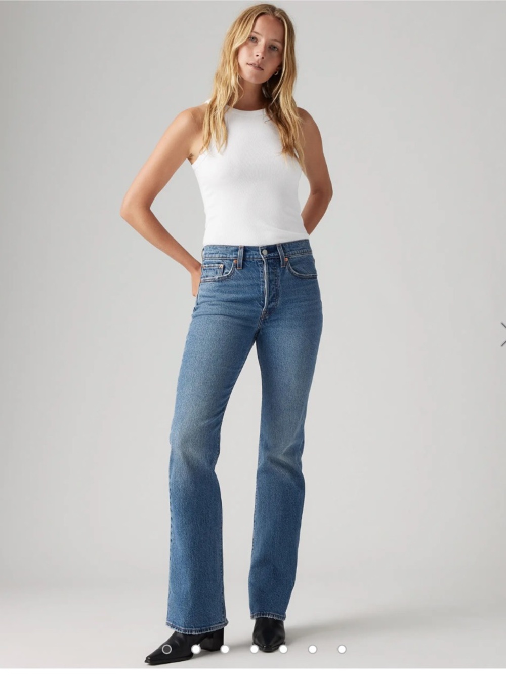 Levi's Women's Wedgie Bootcut Jeans in Medium Blue